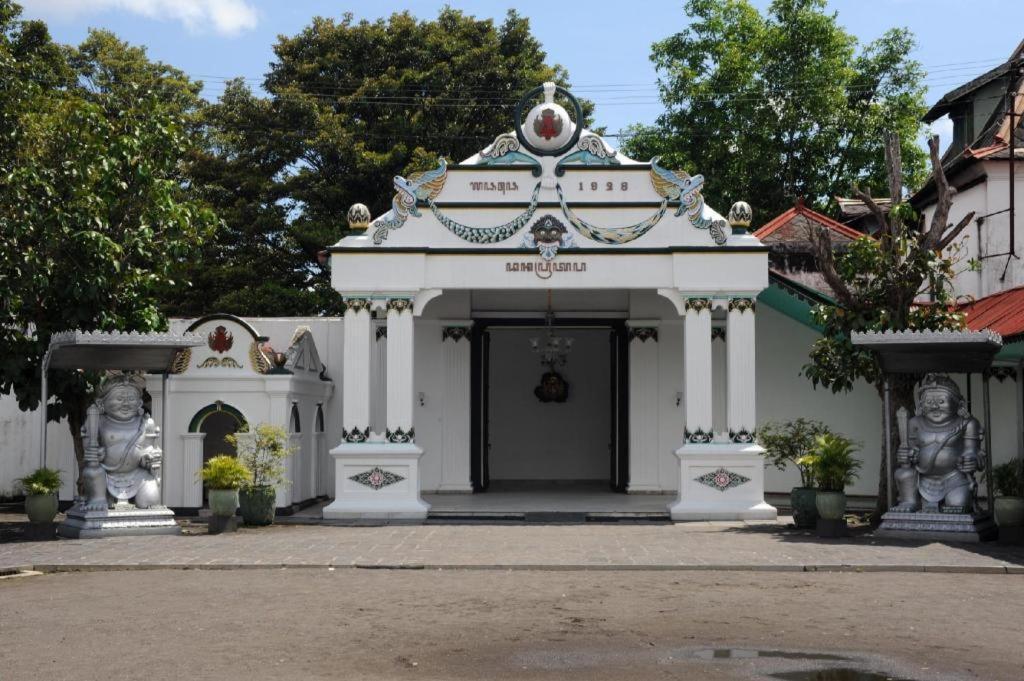 Bhumi Hostel Джокякарта Екстериор снимка
